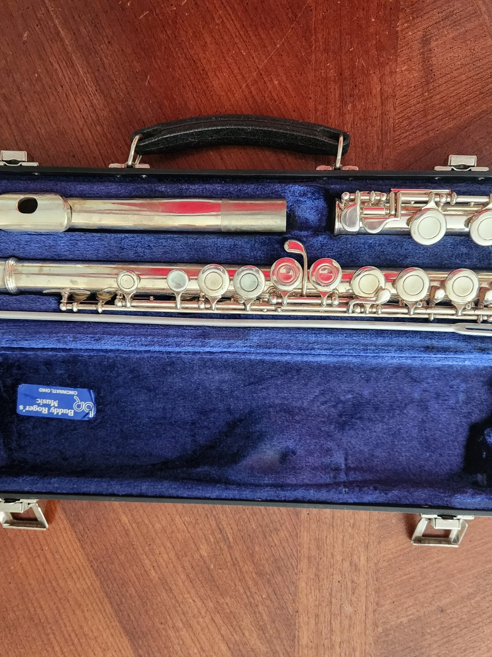 Armstrong Silver Flute Case Set - Women Accessories - Picture 2 of 8